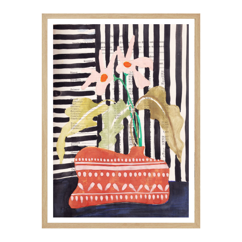 Cuadro "Delicate flowers in a hand-potted vase"