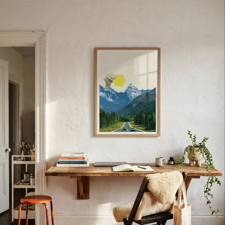Cuadro "Hexagon Hand Over Mountains"